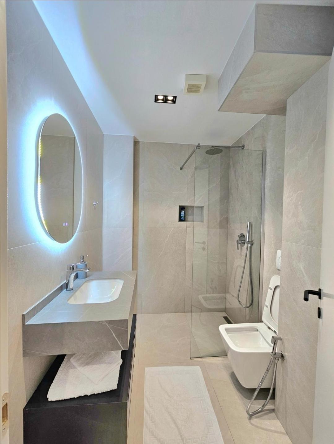 Tirana Center Piazza-In Apartment ภายนอก รูปภาพ